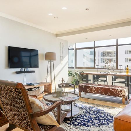 Backup-Powered Bantry Bay View 2 Bed Apartment Кейптаун Екстериор снимка