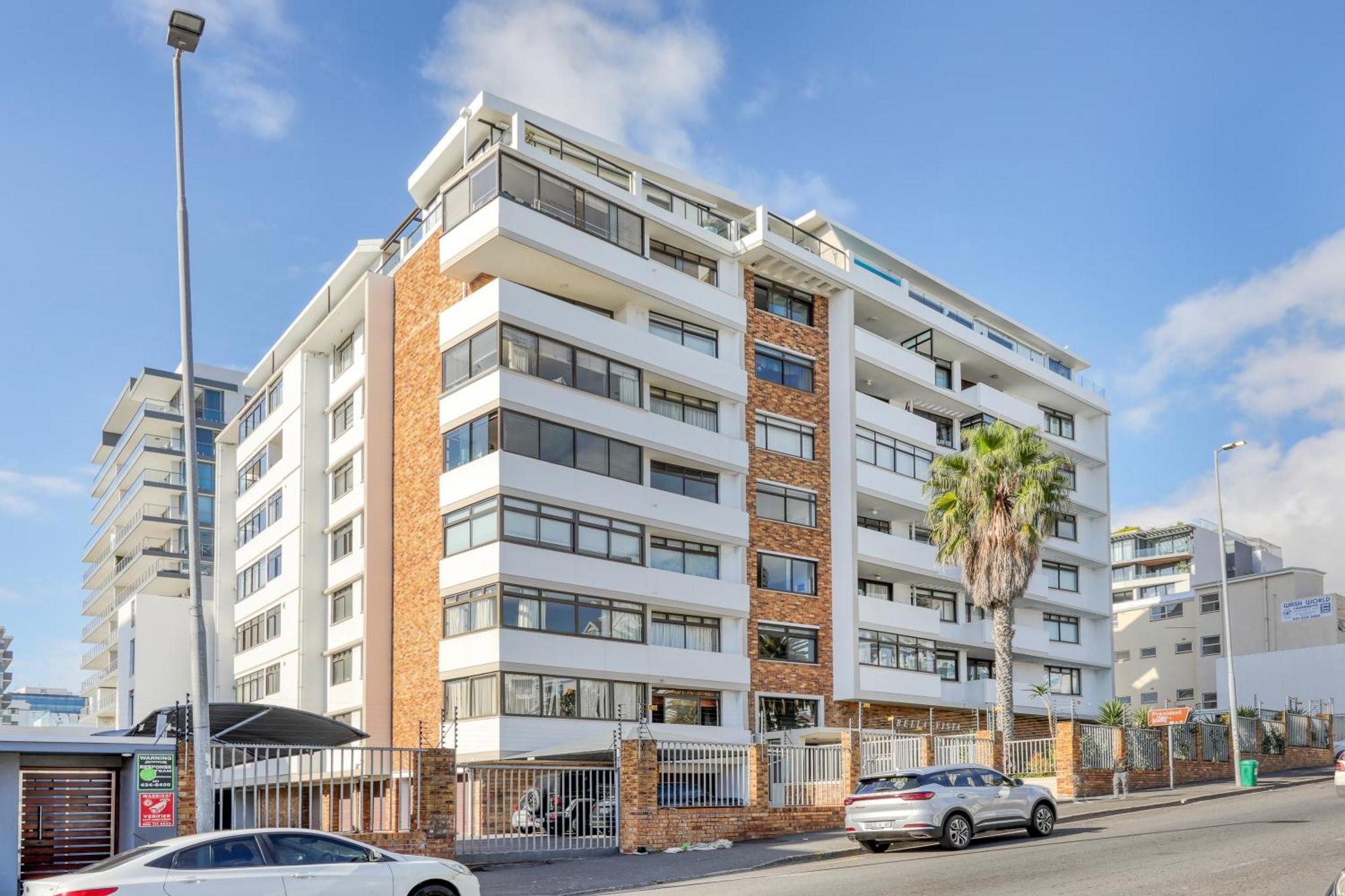 Backup-Powered Bantry Bay View 2 Bed Apartment Кейптаун Екстериор снимка