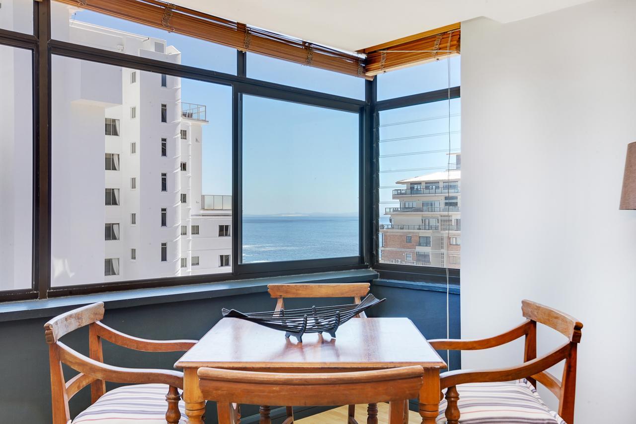 Backup-Powered Bantry Bay View 2 Bed Apartment Кейптаун Екстериор снимка